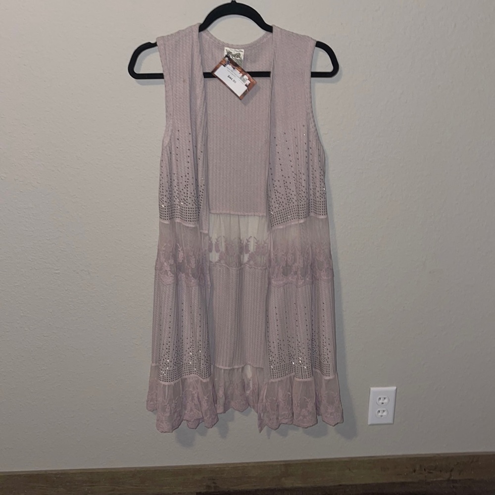 Sleeveless cardigan
